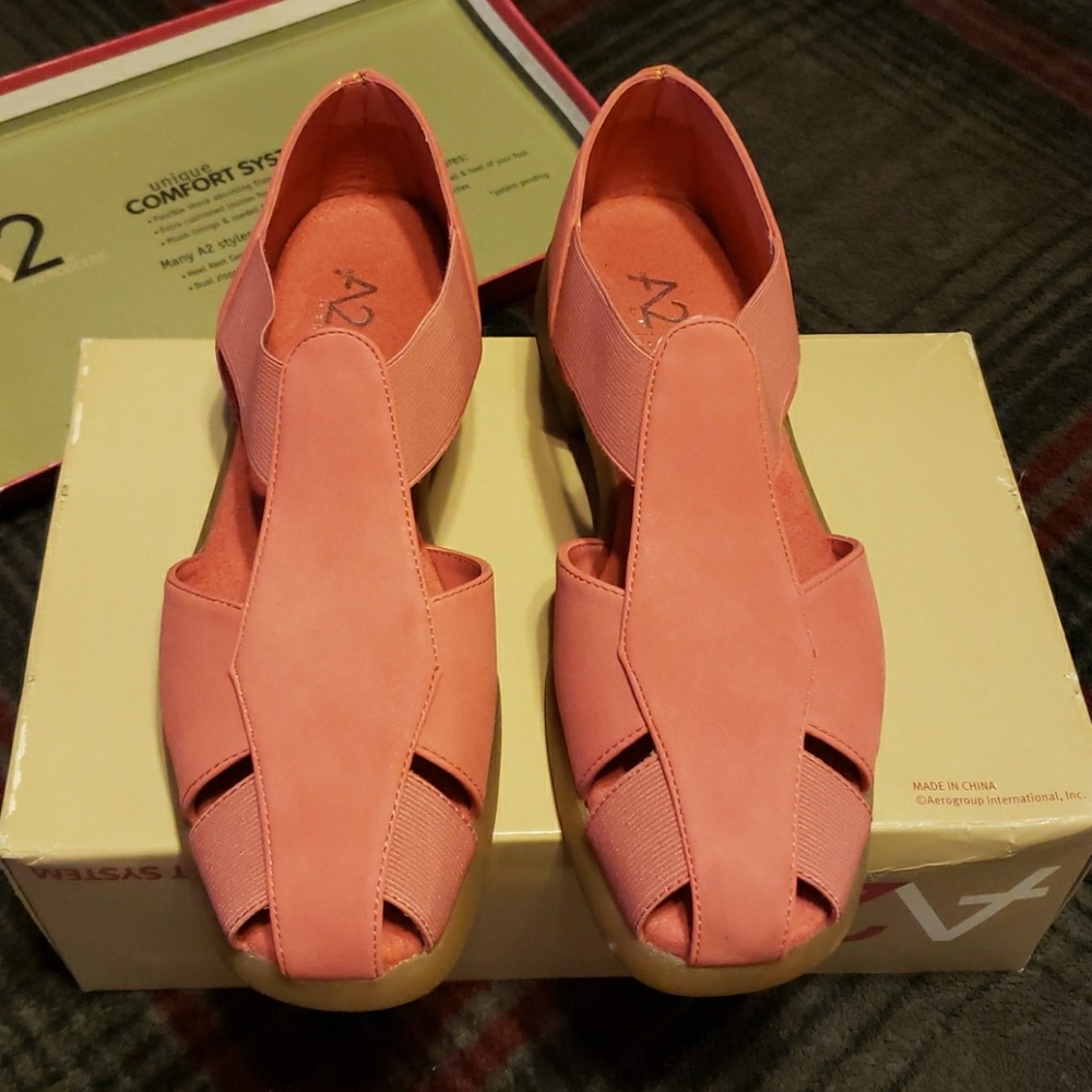 SIZE 8 1/2 A2 BY AEROSOLES Pink Shoes